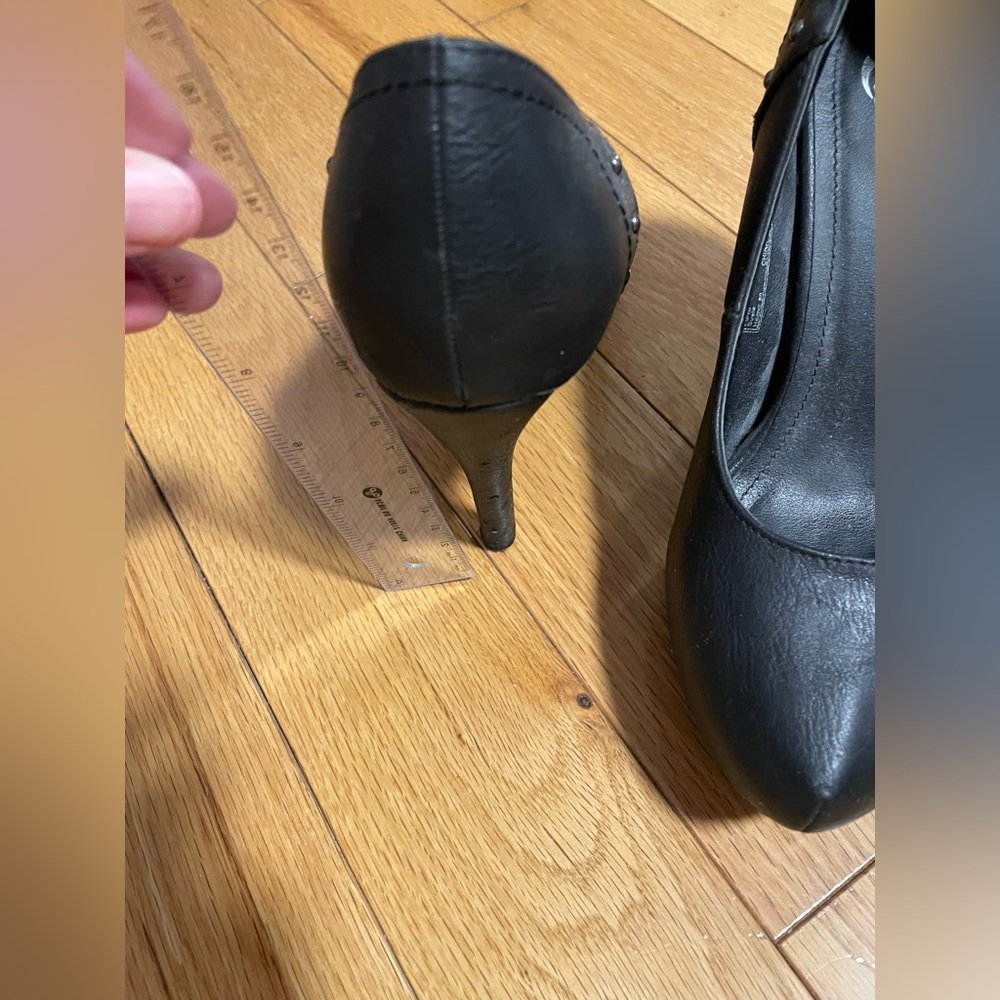 Black shoes
